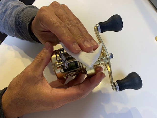 釣り具のリールのコーティング